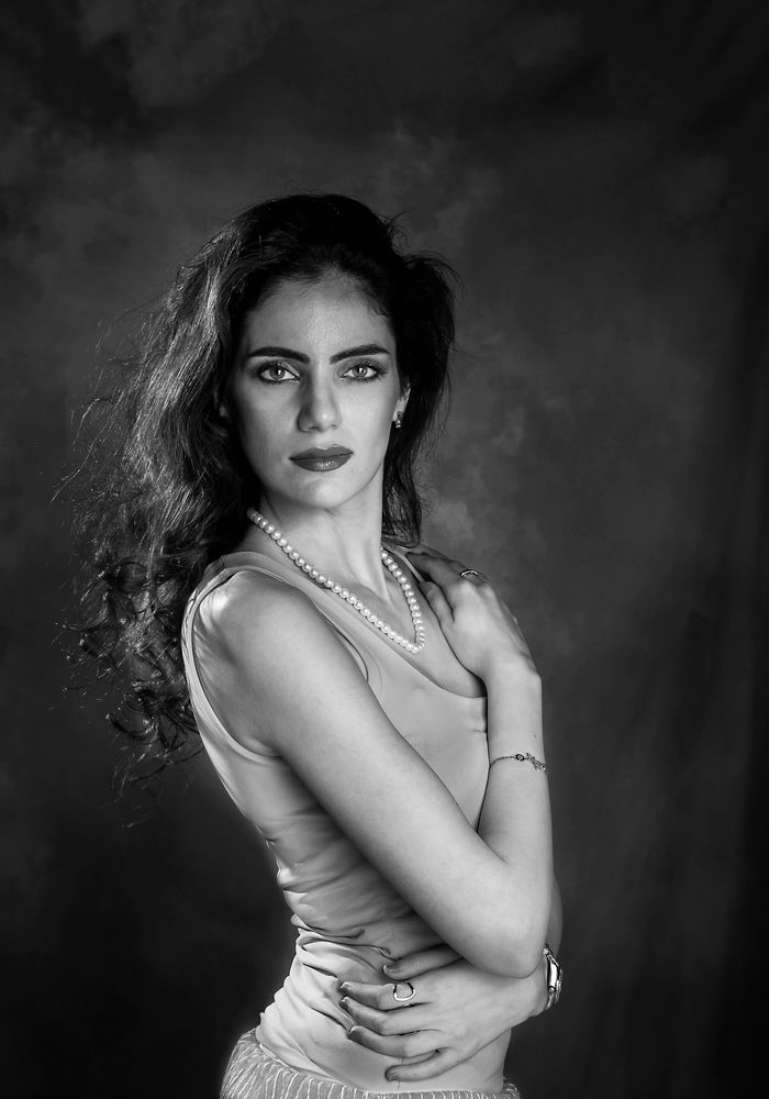 إمرأه بسيطه