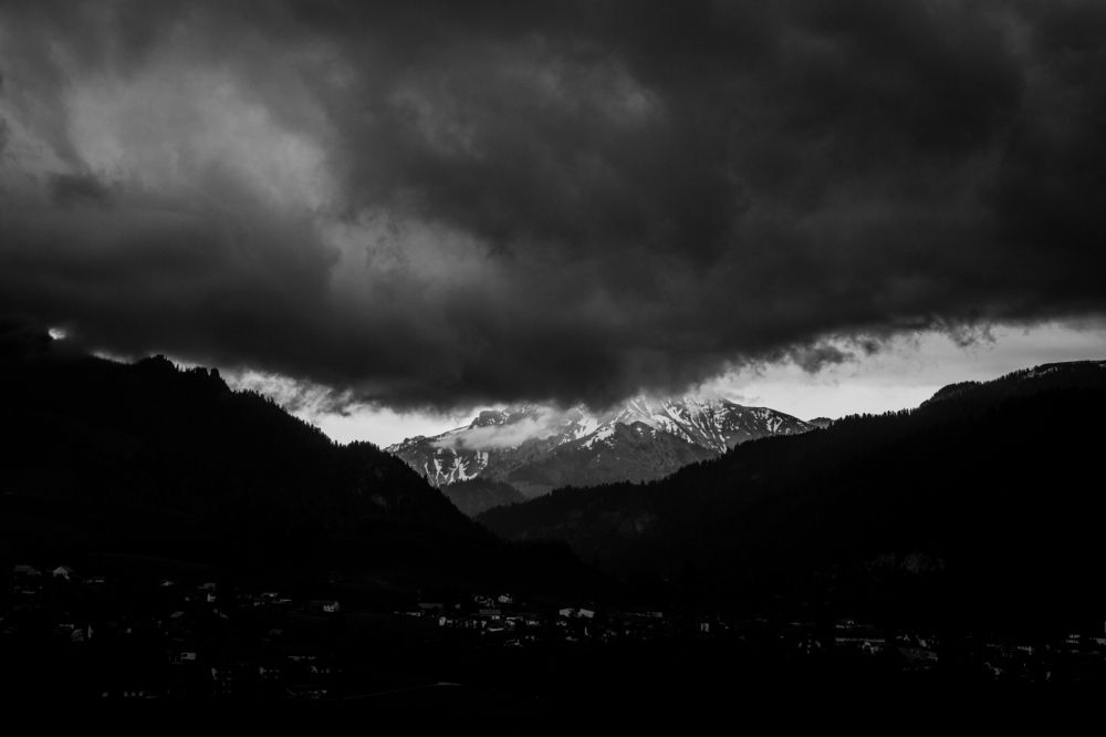 Photograph by Carlos Hernâni