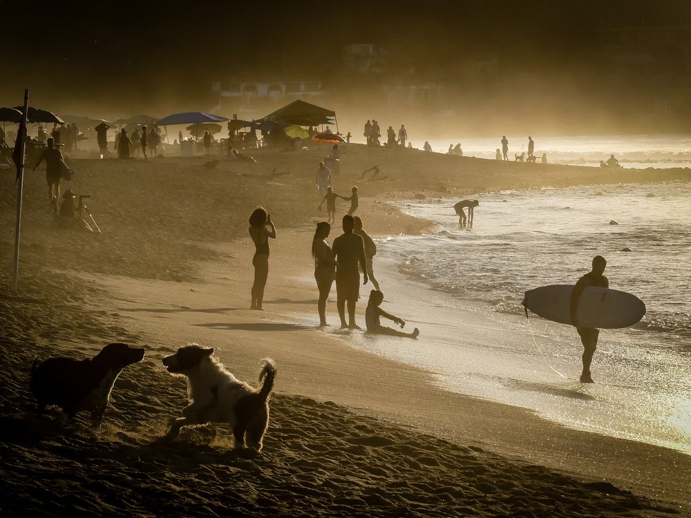 Photograph by Sven Delaye