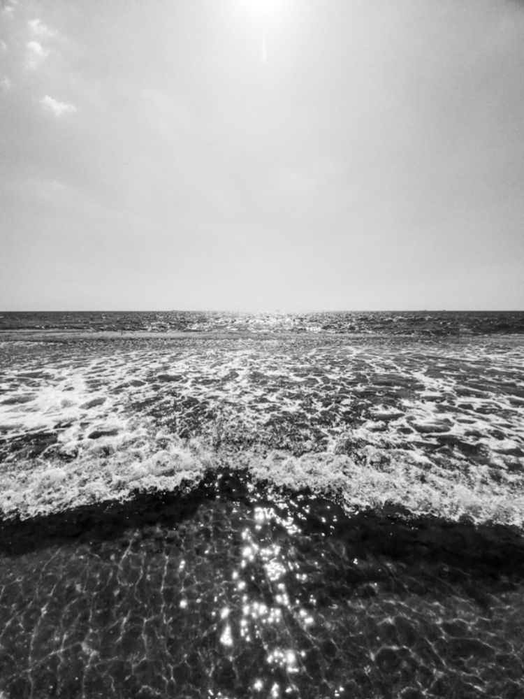 Photograph by Damitha Damitha