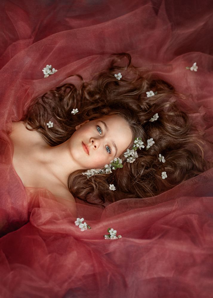 Вишневый цвет