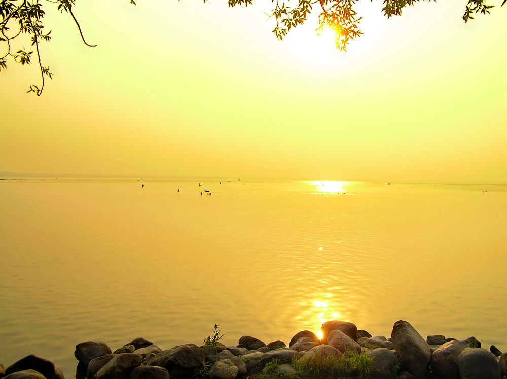 Золотое озеро.