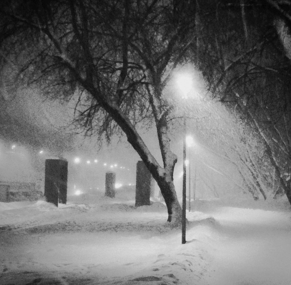 Метель в городе.