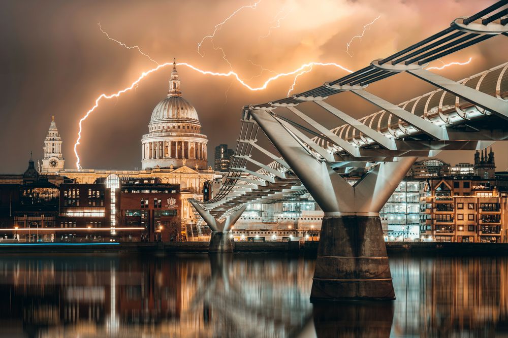 Stormy night in London