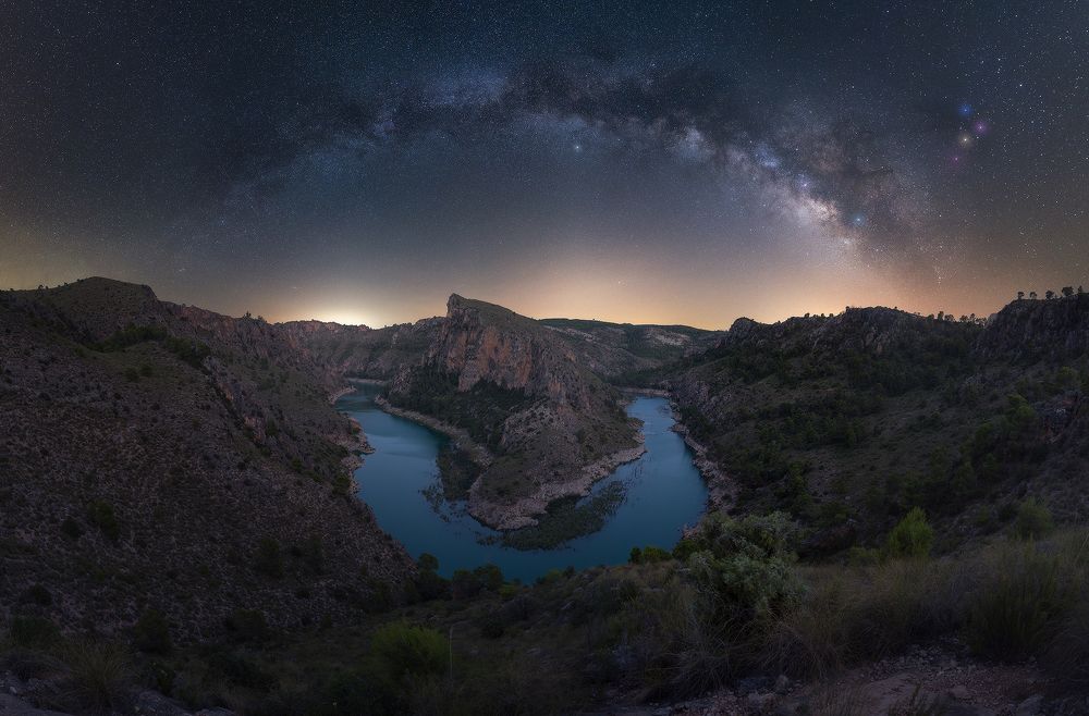 Photograph by XIAOLIANGJI JI