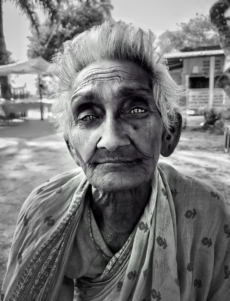 POVERTY IN INDIA.