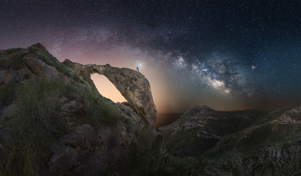 Photograph by XIAOLIANGJI JI