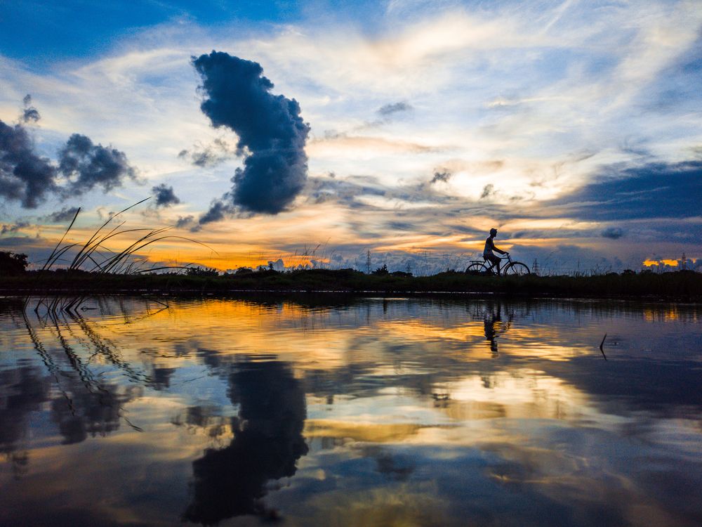 Home return before the sunset