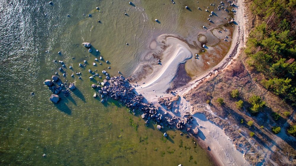 Photograph by Aleksei Belozjorov