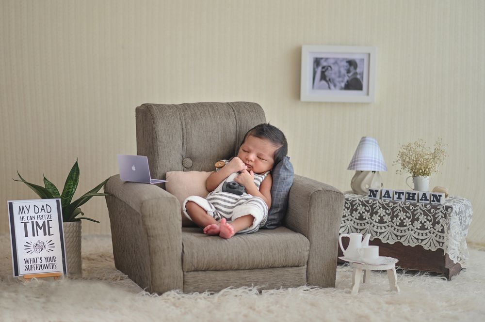 The baby photographer