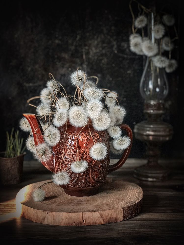 Натюрморт с одуванчиками