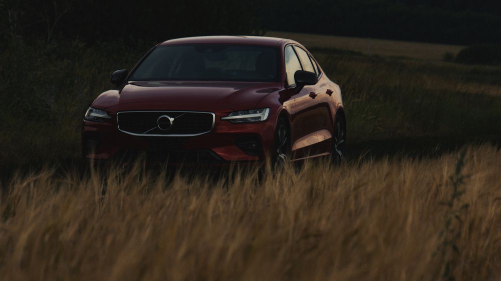 Photograph by _ AZIMOV