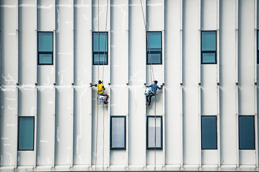 Urban Wall climber