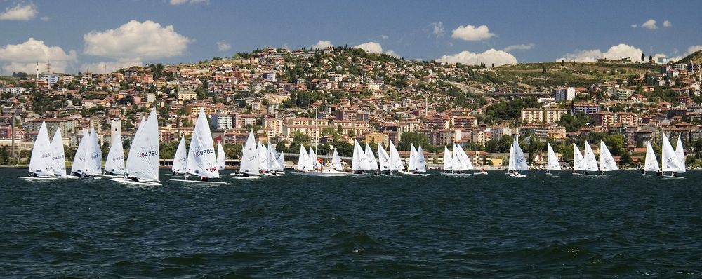 Photograph by Muzaffer Sütlüoğlu