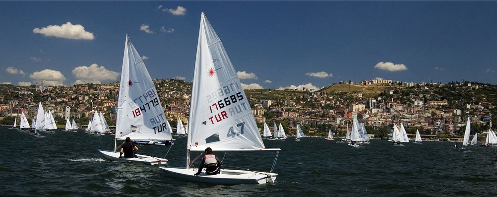 Photograph by Muzaffer Sütlüoğlu