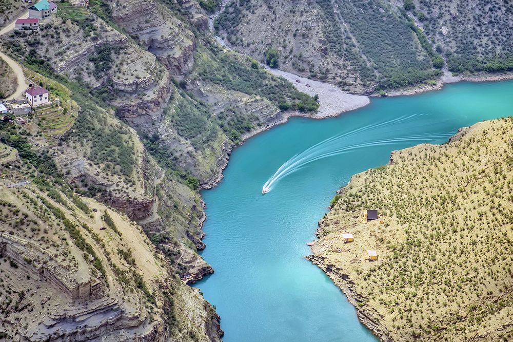Прекрасный Сулакский каньон.