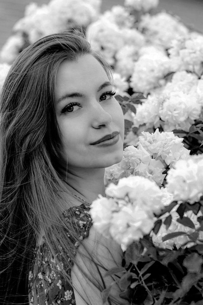 В объятьях цветов