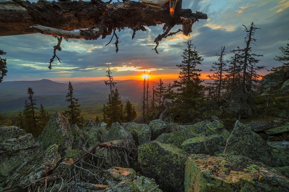 Рассвет в горах