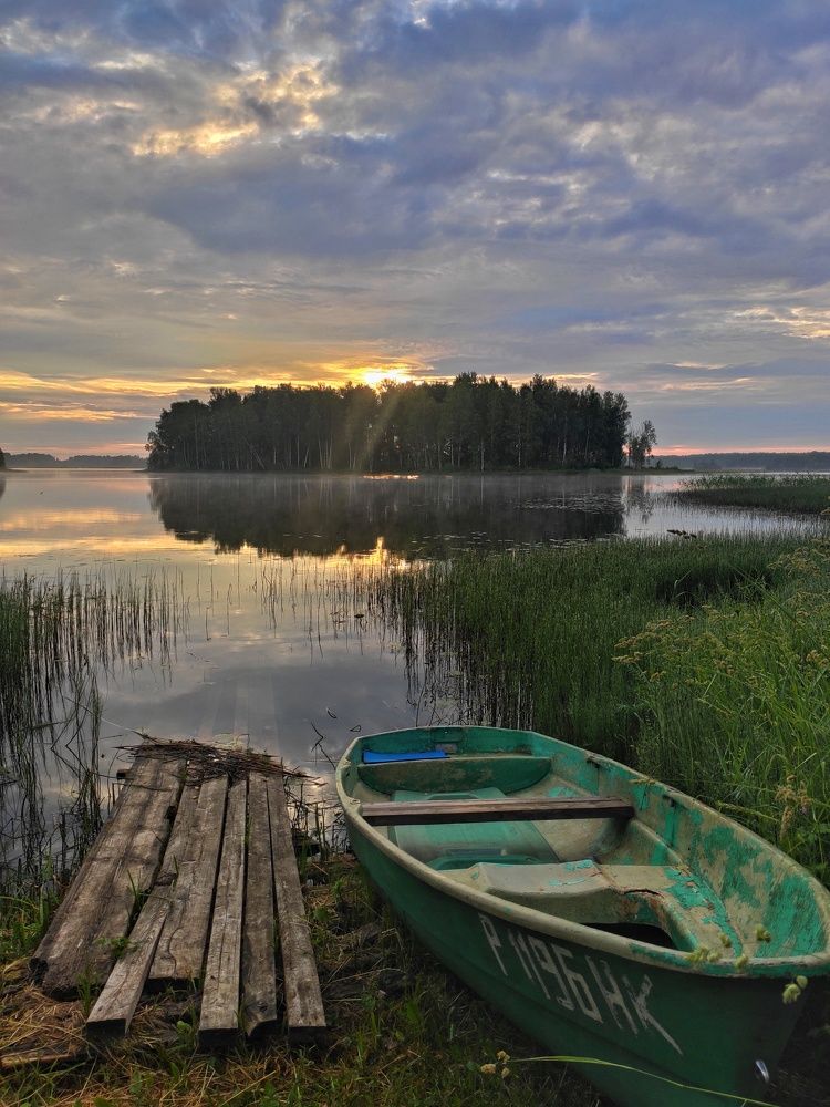 Рассвет на о. Вельë