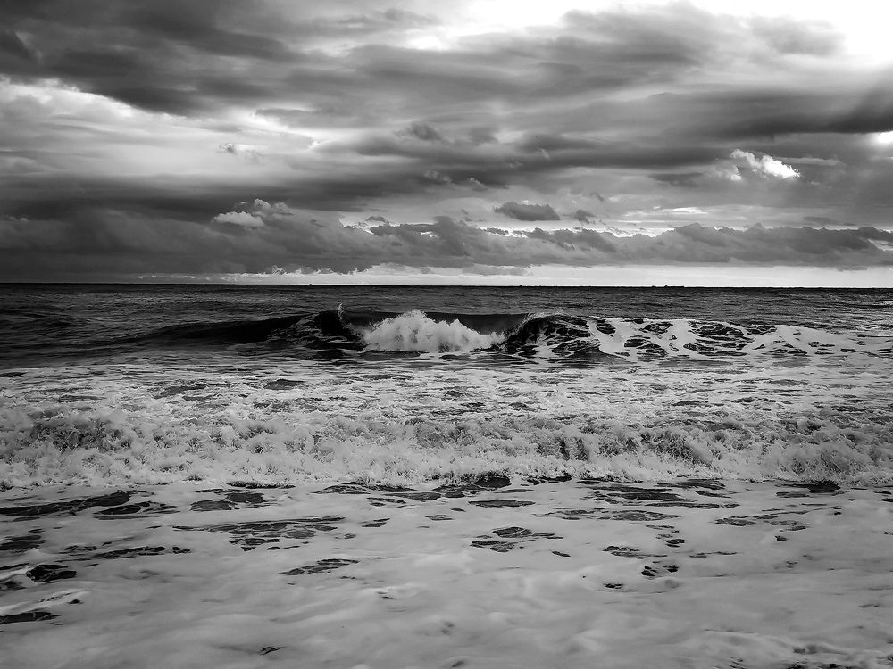 Бескрайнее море