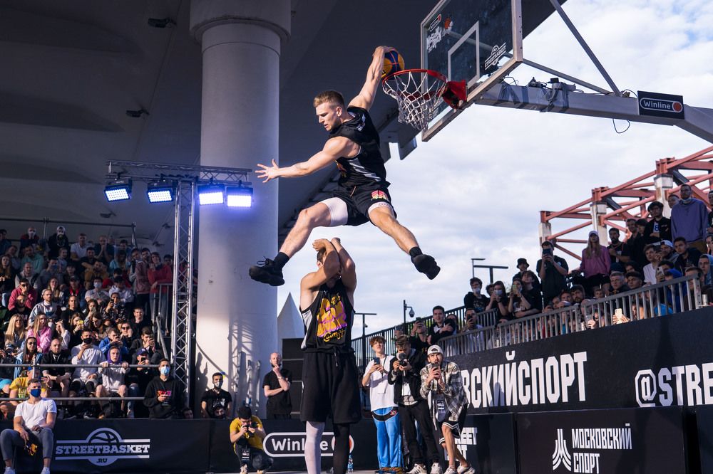 Фотография автора Владимир Романов