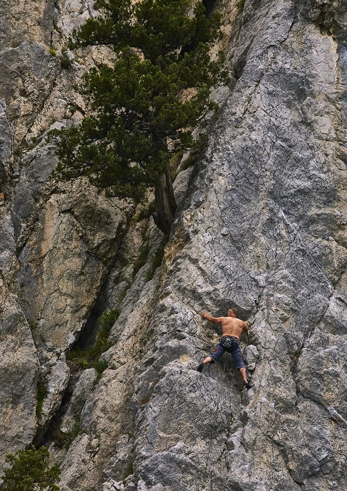 Надеемся только на крепость рук