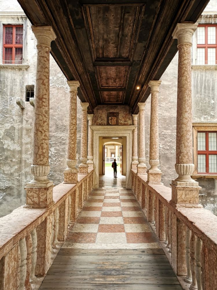 Запах истории