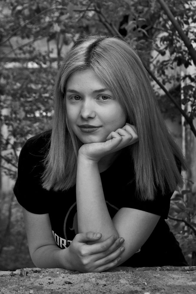 Портрет девушки 150