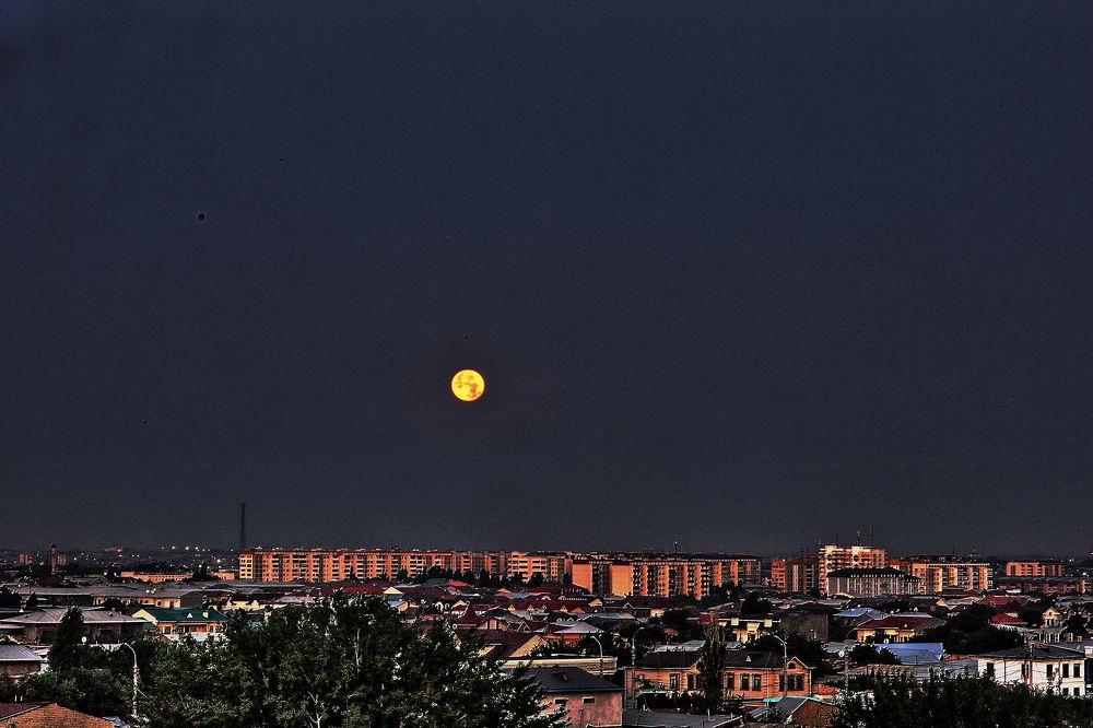 Суперлуние