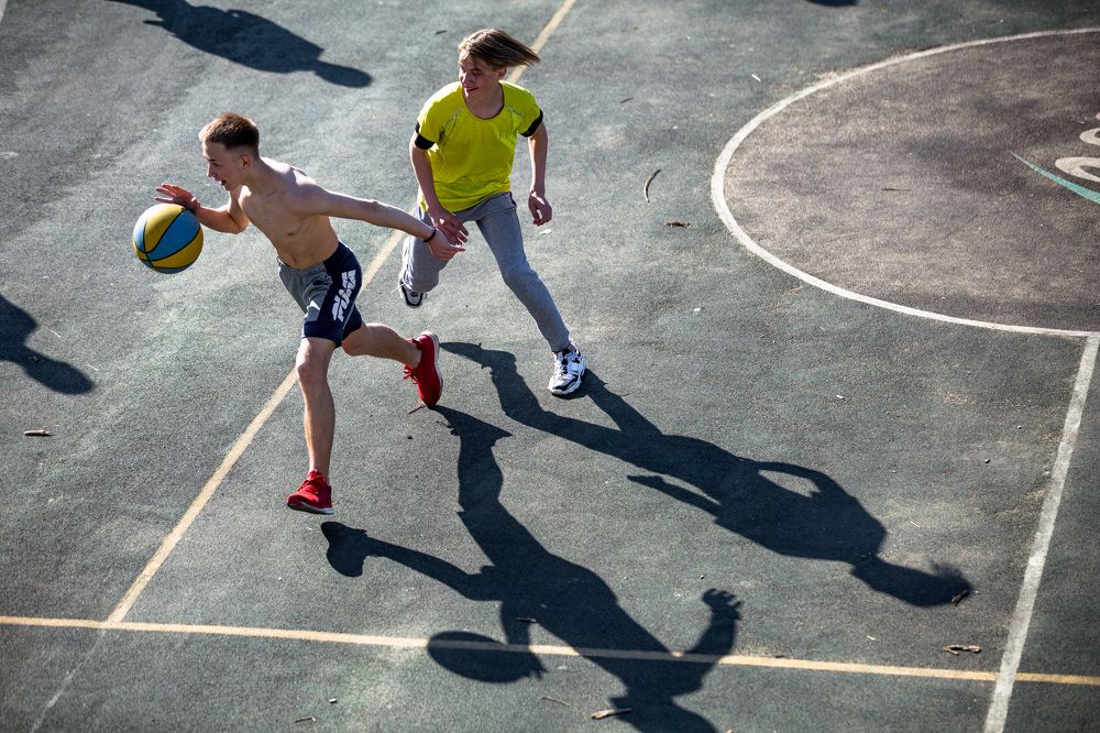 Наперегонки с тенью / Race with the shadow