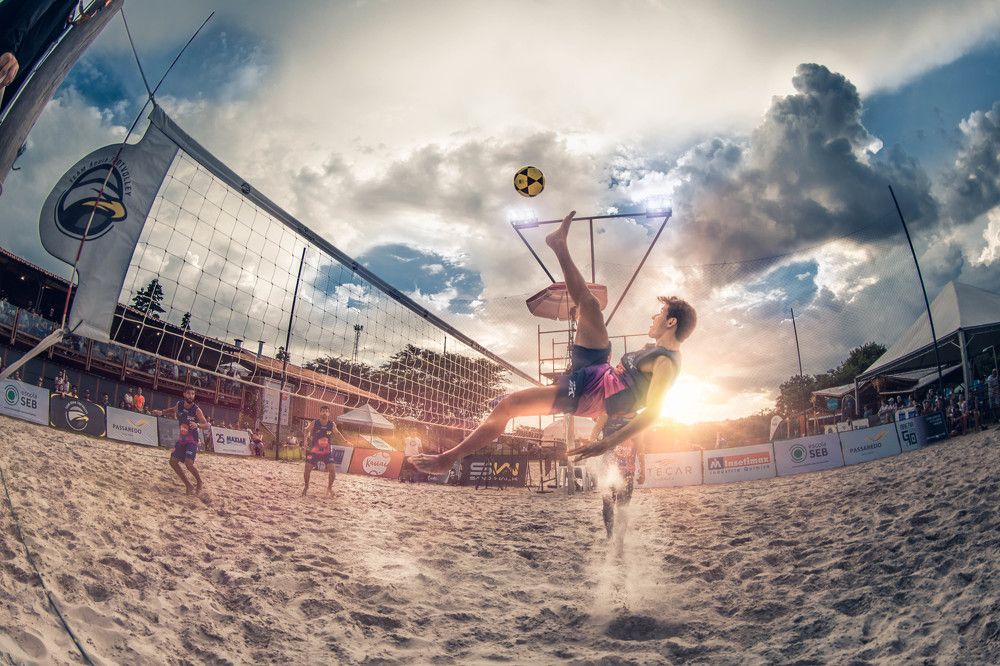 Photograph by Marcos Weiske