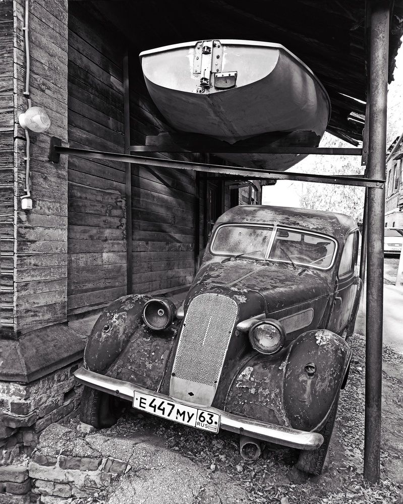 Photograph by Elena Bogomolova