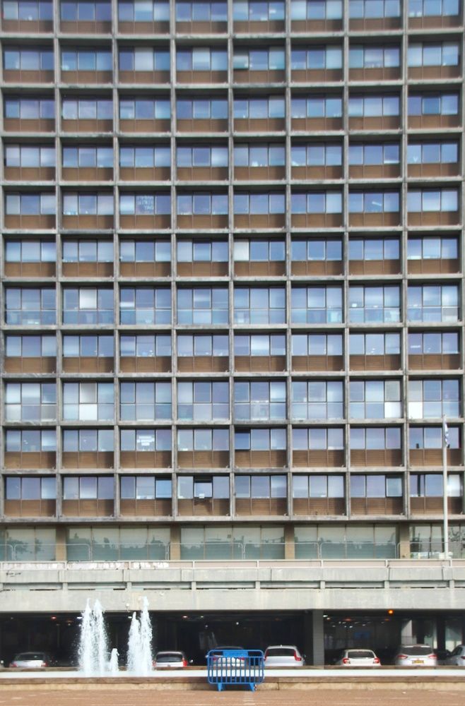 Photograph by Roman bengaiev