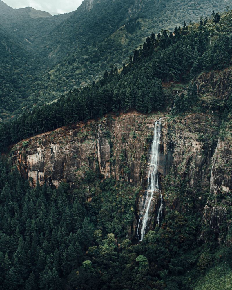 Bambarakanda Falls