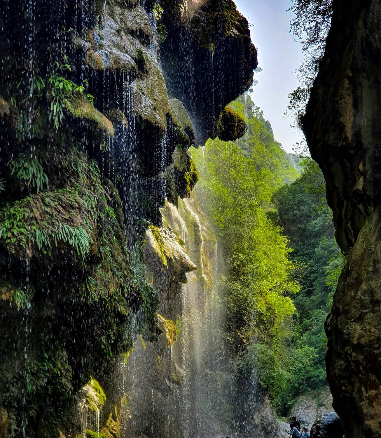 Waterfall still image