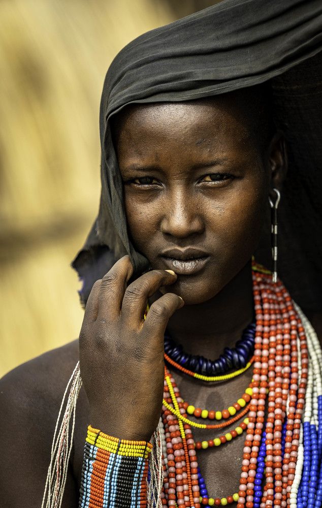 Young woman from the Arbore tribe