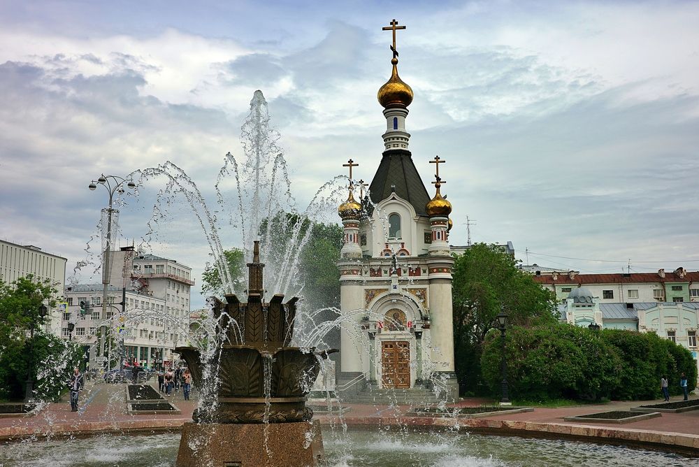 Church of the Holy Great Martur Catherine. Labor Square. Yekaterinburg ( Sverdlovsk ), Middle Urals, Russia.
