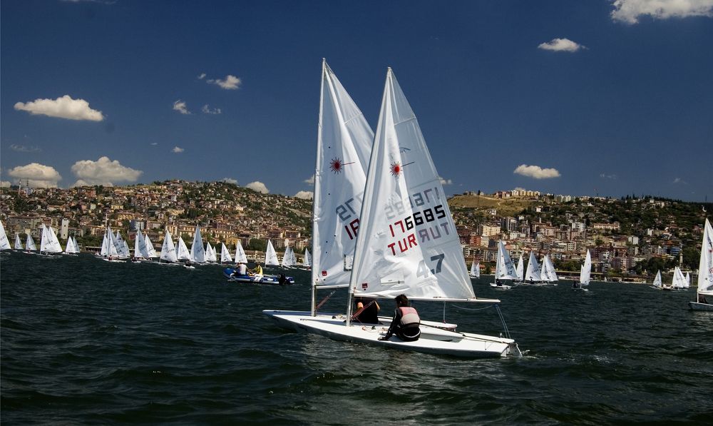 Photograph by Muzaffer Sütlüoğlu