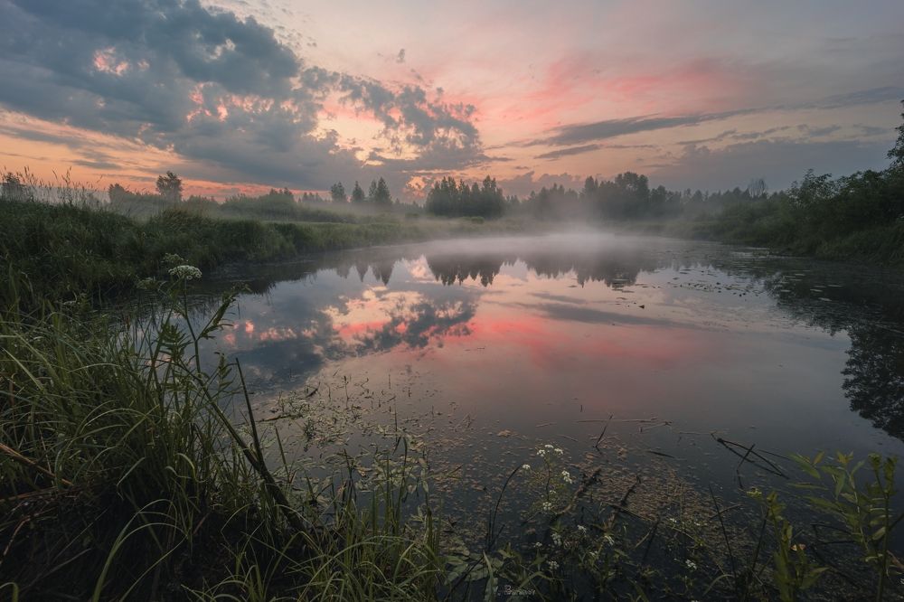 Рассвет на озере