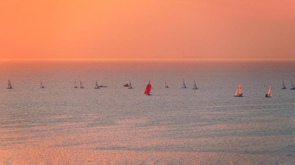 Фотография автора Олег Иванов