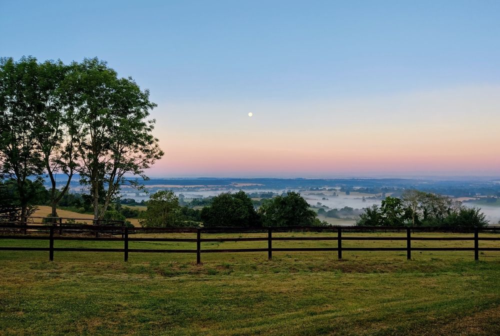 Good morning full moon!