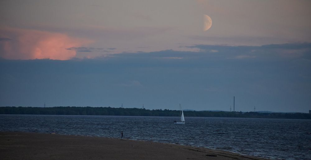 Фотография автора Андрей Челомов