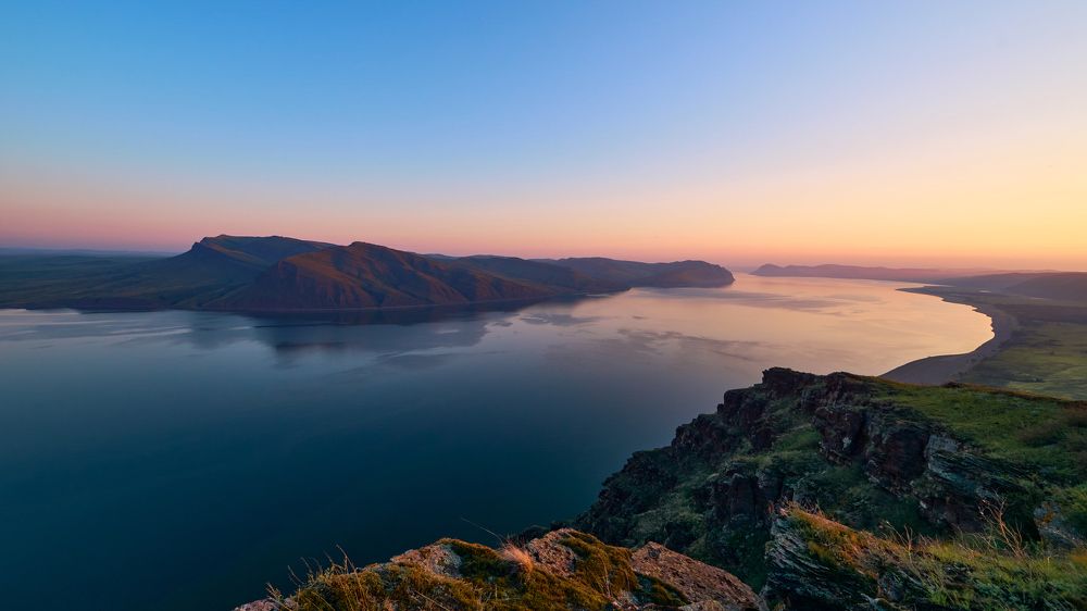 Без облачное утро.