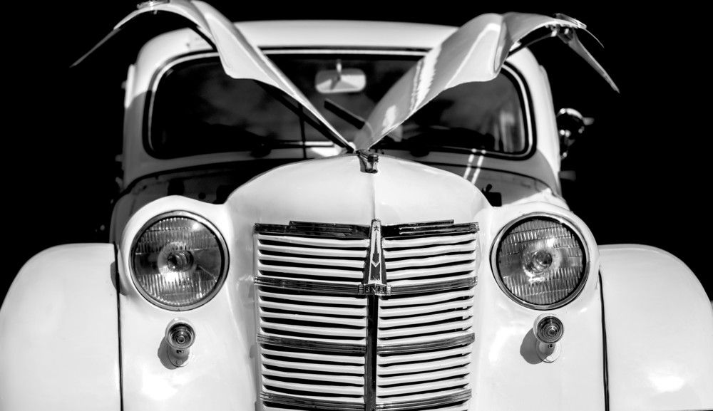 Первая Ласточка