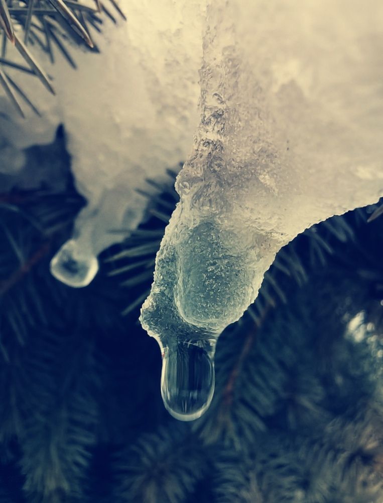 Капля льдинки