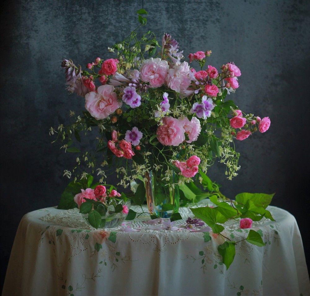 Розовый букет