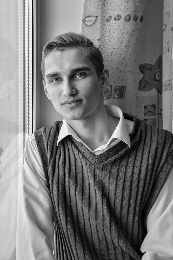 Простой парень.