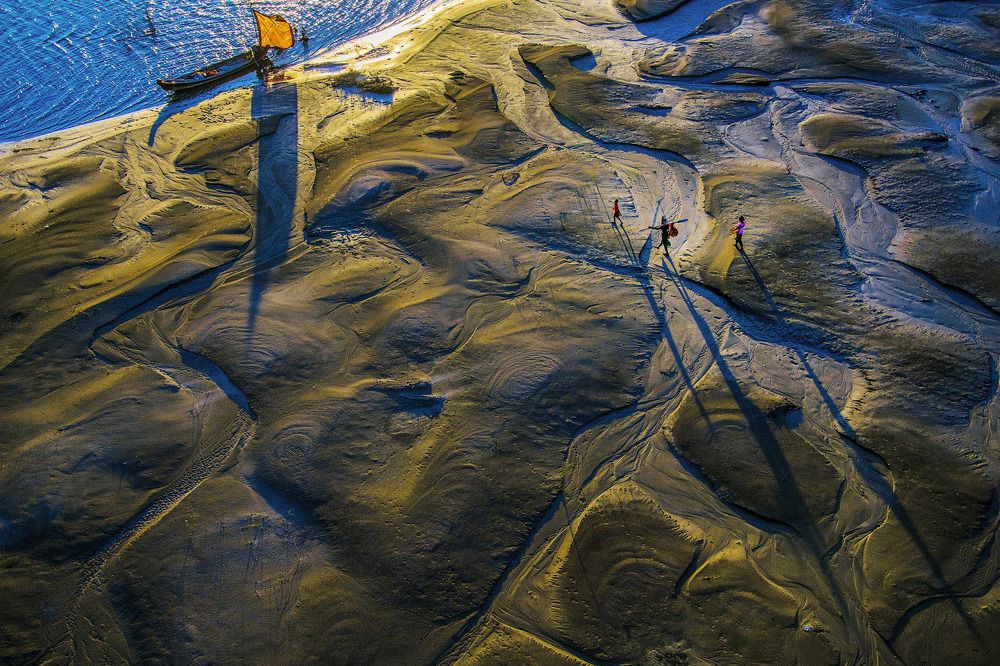 Photograph by Sai Ko Latt