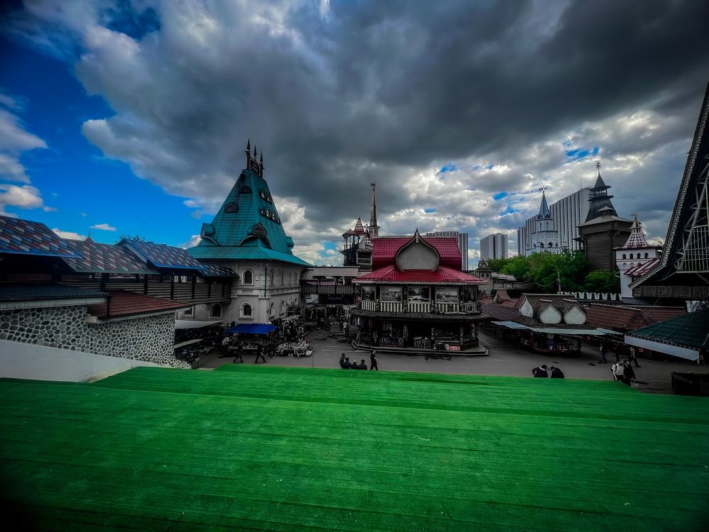 Photograph by H AL-GBURI