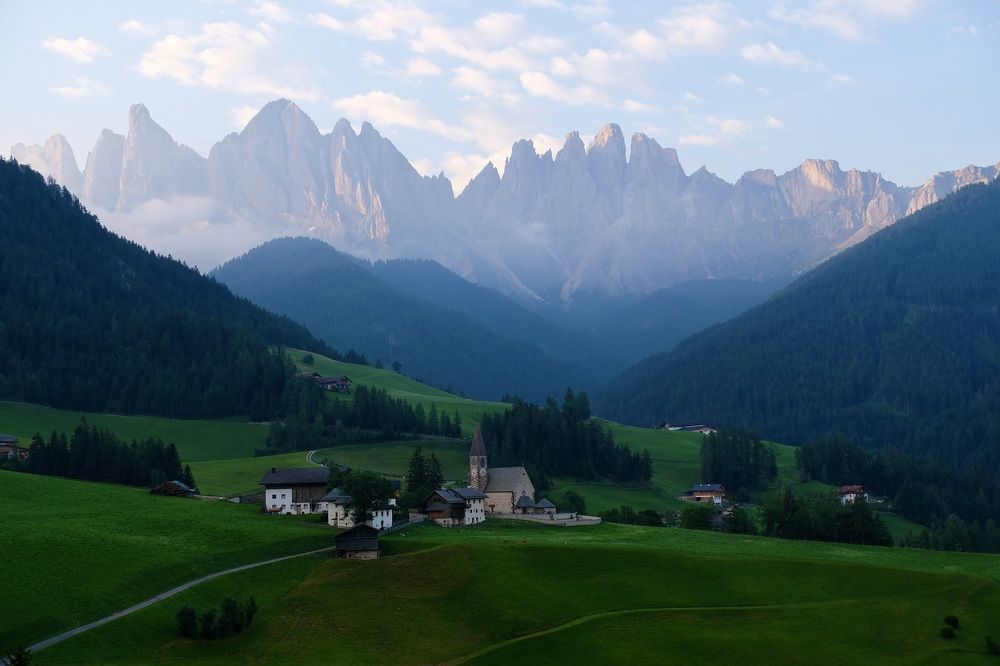 Good morgen, Dolomites!
